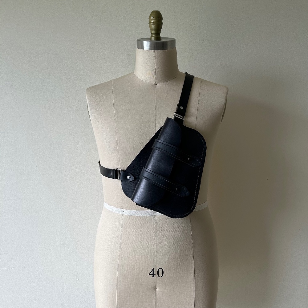 Mifland Saddle bag Black